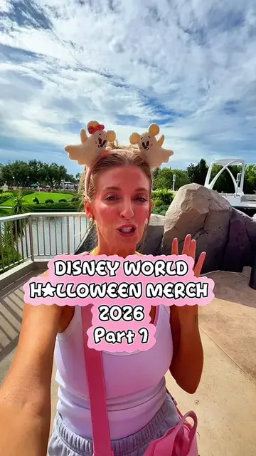 ✨ SHE’S PINK… and she’s EVERYTHING! 🎀👻💕 I was at Disney World on DAY ONE of t