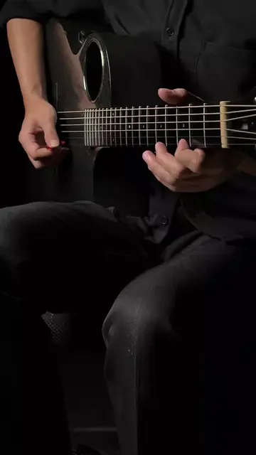 Alan - Walker Faded #guitartutorial 