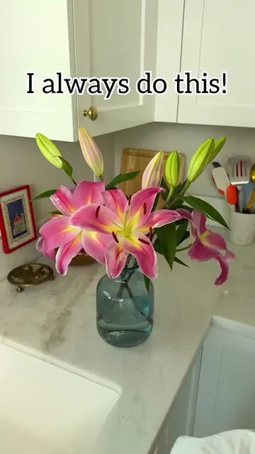 Easy floral tricks and home design tips! 💐 How to make your flowers last longer