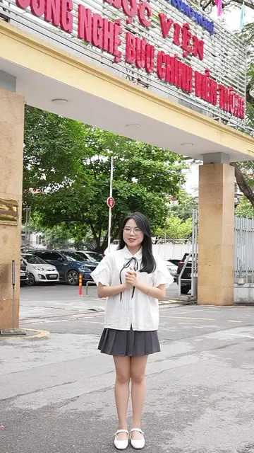 Đi học bằng Tàu điện – Trải nghiệm độc quyền của sinh viên PTIT #PTIT #tuyensinh