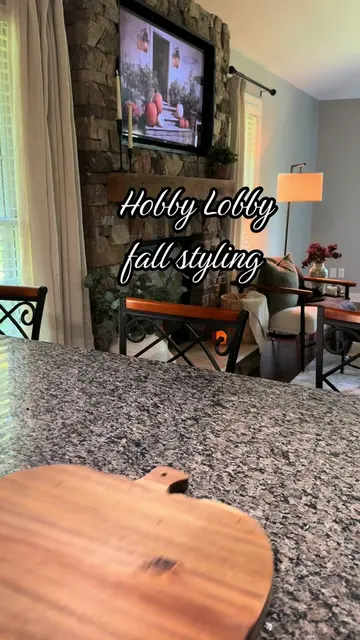 You all loved this Hobby Lobby pumpkin cutting board styling, so I gave it a lit