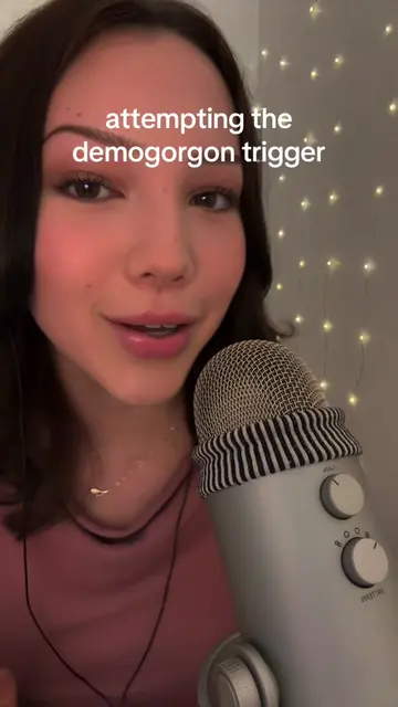 had to give this a try!! @dakota b asmr #asmr #mouthsounds #demogorgon #tingles 