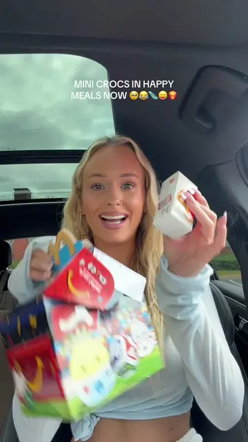MINI CROCS WITH STICKERS TO PERSONALISE THEM 🍟🥹 IN HAPPY MEALS!! Think there i