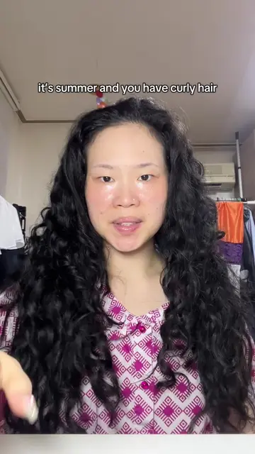 wym it’s 35° outside? #funny #curlyhair #relatable #bald #asiancurlyhair 