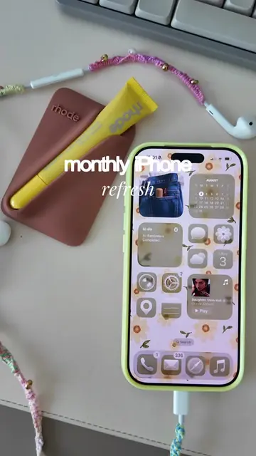 A little August iPhone Refresh 🤩 customizing the color of the tinted icons brin