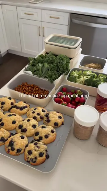 Our idea of fun. What are you meal prepping this week? #carawayhome #mealprep #k