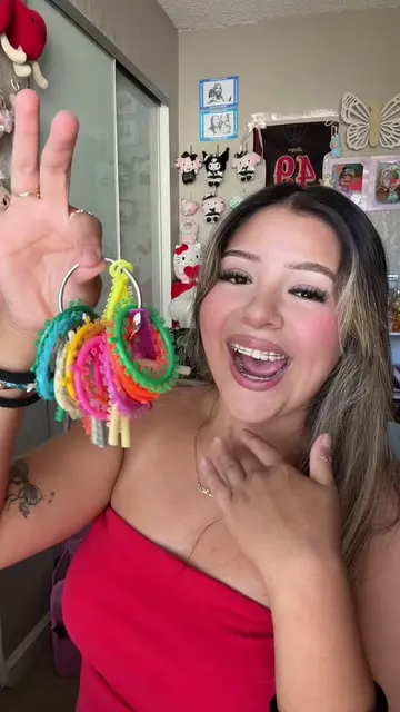 What color you have on right now ?💕✨#braces#bracescolors #bracestips #bracesoff