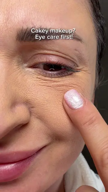 Cakey makeup? Eye care first 💜 My under eyes love this Retinal NAD+ Eye Cream @