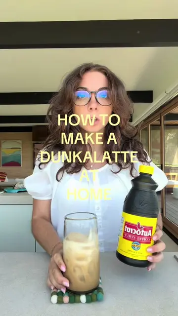 the secret sauce 🤌 #latterecipe #dunkalatte #coffeesyrup #dunkin #coffeetok 
