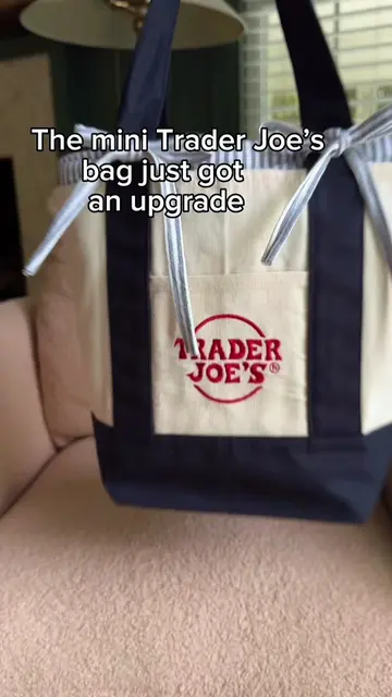 Turns out the Small Sandy Tote Liner fits the mini Trader Joe’s bag so well. 🤍 