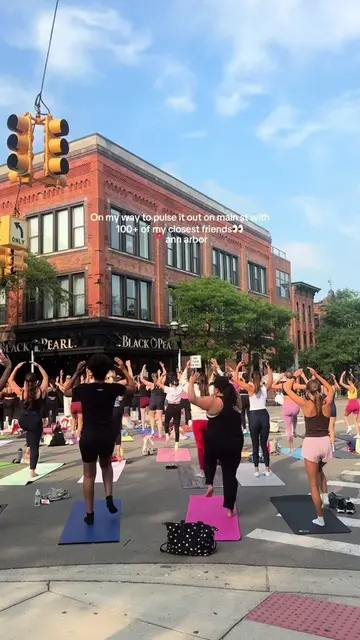 Sunday mornings on main st>>> Join us Sunday Aug 16 or Sept 20th at 9am on main 