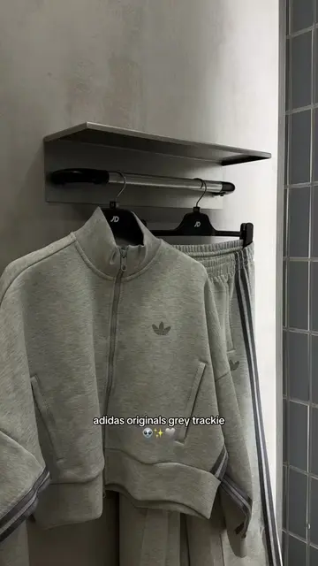 the comfiest set ever #adidas #jdsports #tracksuit 