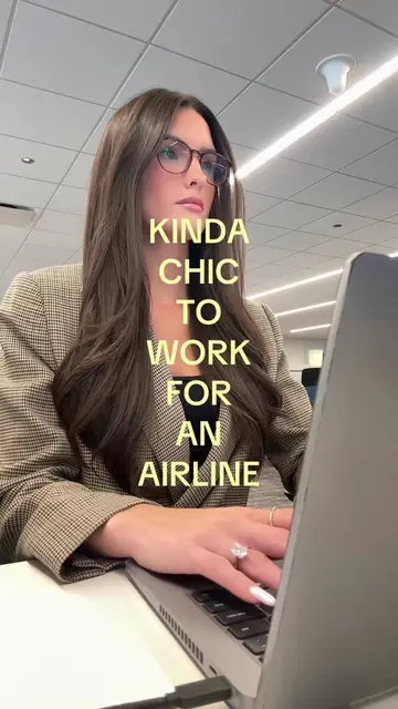 Living my Hannah Montana life #corporatelife #remotejob #worklifebalance #travel