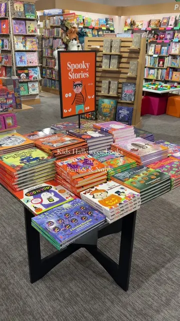 Tons of cute books. We love a seasonal bookshelf at our house! #halloween #toddl