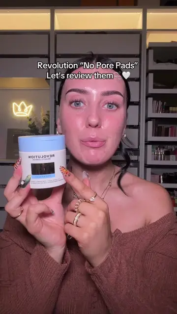 You guys are SLEEPING on @Makeup Revolution skincare👀😇”No Pore Pads” are £6 un