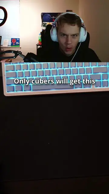 U R MUM R U R' U' #cubing #rubikscube #speedcubing #speedcuber #cubetok
