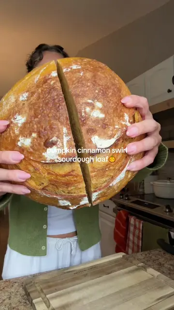 pumpkin cinnamon swirl loaf 🎃 this was incredible!! recipe I used for the dough