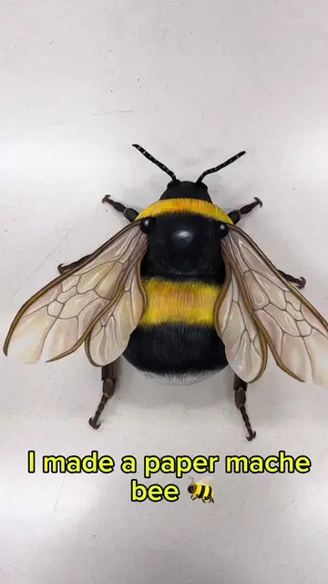 I made a bumblebee out of paper mache! #papermache #papiermache #bee #diyart #ar