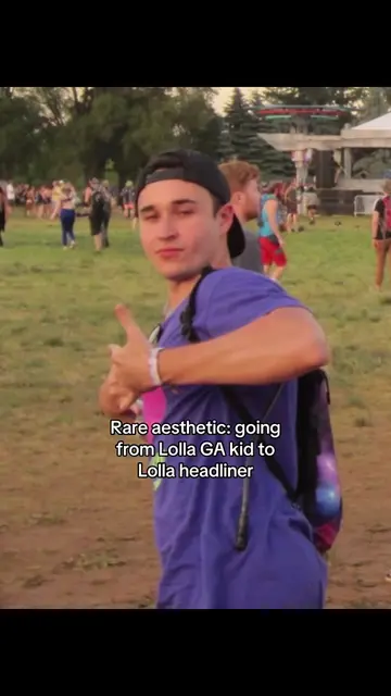 He did that 🙂‍↕️🔥 #johnsummit #lollapalooza #chicago #edmtiktok #wholesome @jo