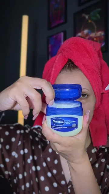 vaseline #vaselinemask #skincare #vaselineskin #glassskin 