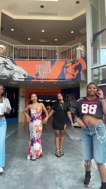 🤏🏽🤏🏽🤏🏽 ! #fyp #viral #foryoupage #college #tiktok 