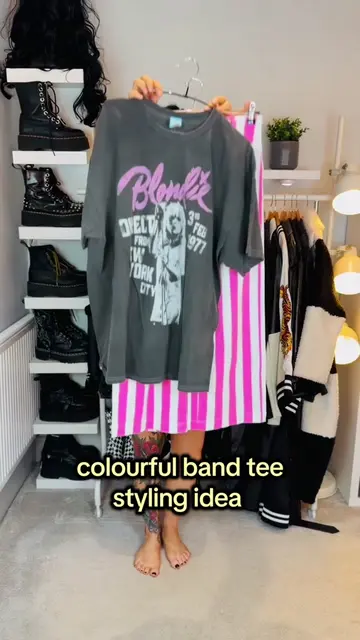 Off my tits today + wearing pink 🤪🤫✨ Styling this @TruffleShuffleCom blondie b