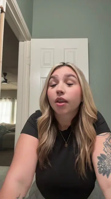 I really need to do the other POV to this 🤣 #fyp #lipsync #viral #foryou 