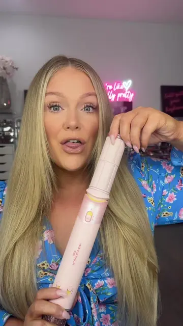 Trying the WORLD'S FIRST roller airstyler?! The new @wavytalkofficial Airshape P