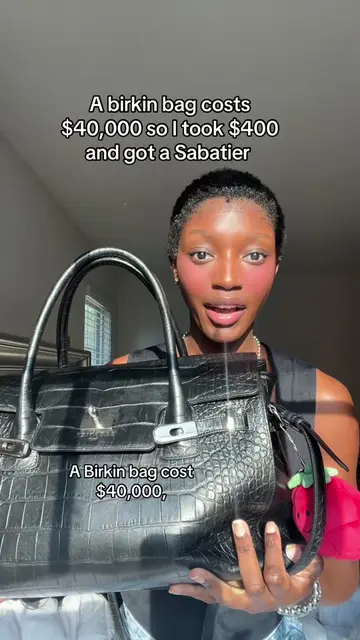 Let’s do a what’s in my bag while I talk about my Sabatier tote bag. I am so rou