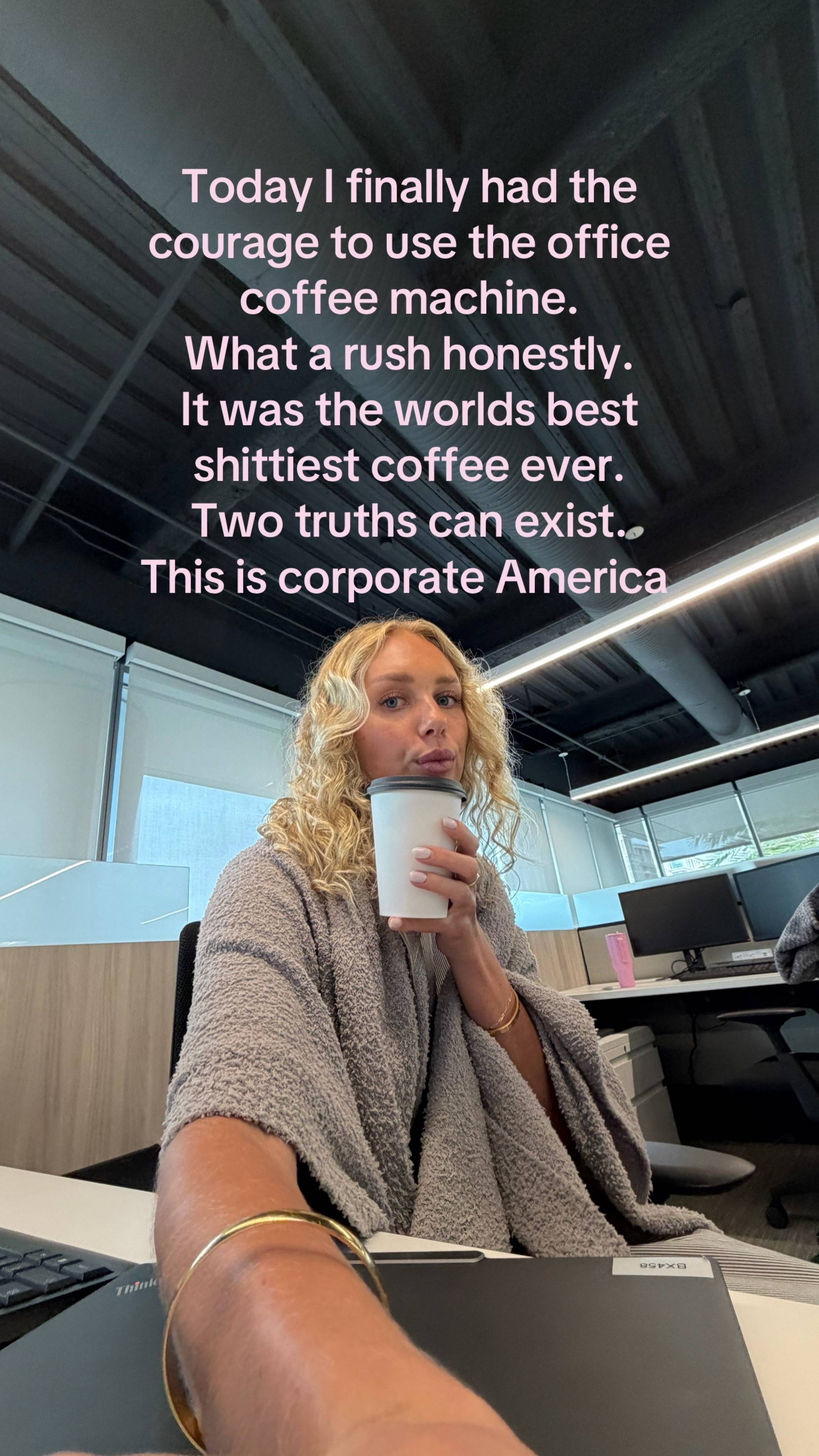 #corporatelife #worklifebalance #coffee #corporategirly 