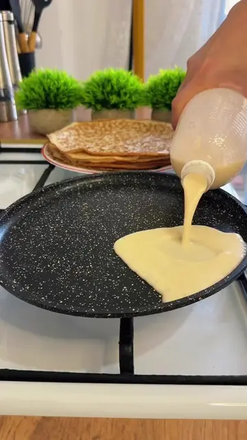 Pancakes (Blini) 🥞 📌 Most important: The flour, milk, and boiling water must b