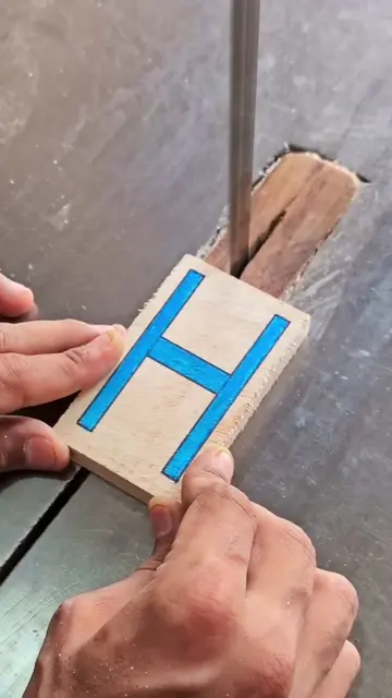 🅷 Watch the Letter H Come to Life With Every Cut! 🤯