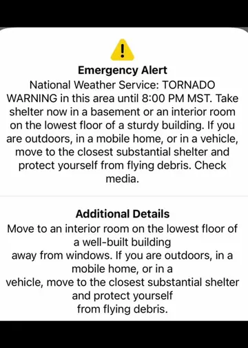 🚨 TORNADO WARNING ISSUED – TAKE SHELTER IMMEDIATELY 🚨 Supercell is moving sout