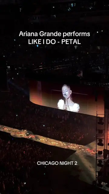BUT IM STILL GRANDE✨😭🤌🏽 @arianagrande @Eternal Sunshine Tour Live  #eternalsu