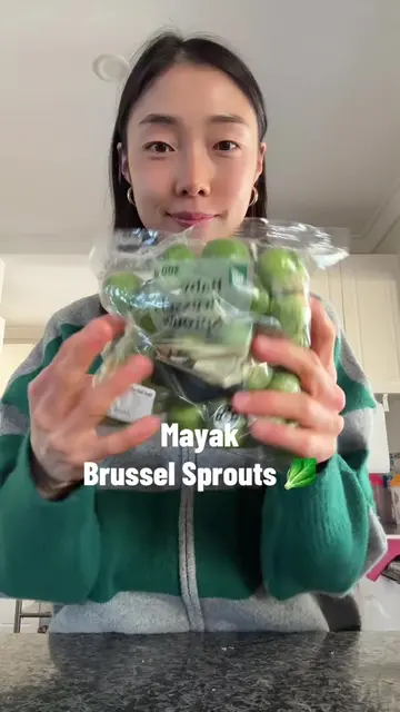 Mayak eggs but brussels sprouts version 🥒🤞 #mayakeggs #soymarinatedegg #brusse