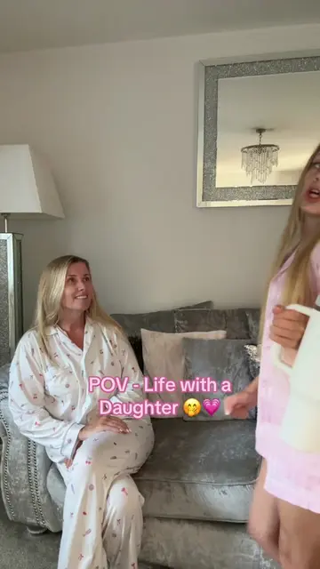 Good morning 💛  #Funny #daughter #morning #mom #momanddaughter 🫶💗