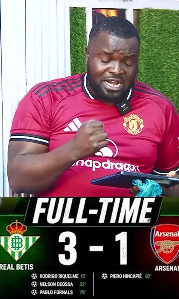 @samuelmwanje Yetondedde mwenna bebaliriidde Sente zabwe @kasuku256 @realsportst