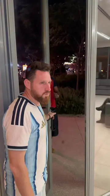 ميسي ندم على حمام لامين يمان 😅💥 #football #messi #اكسبلور #worldcup #شبيه_ميسي