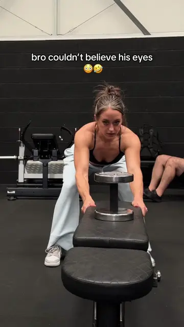 Wasn’t expecting that 😂 @AYBL dc NEENY #gym #GymTok #gymhumor #gymbro 