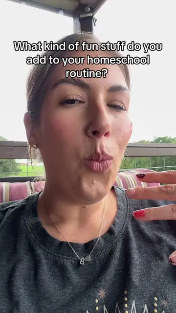 Homeschool shenanigans 💁🏻‍♀️