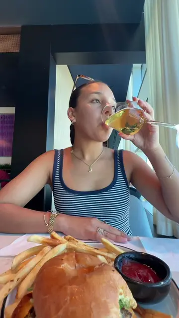 I kept hearing about the Chase Sapphire Lounge, so I finally got to experience i