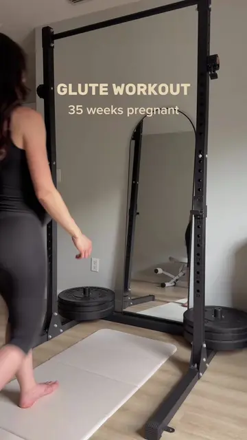 Pregnancy isn’t the time to stop building strength, it’s the time to train with 