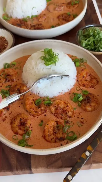 🥥🍤 Creamy Coconut Gochujang Shrimp! The best dinners are the ones packed with 