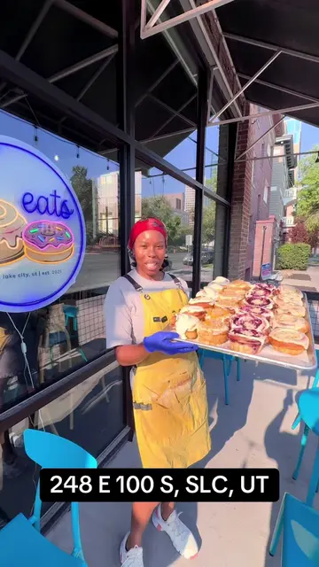 It's a sunny cinnamon roll kinda day.  We're back at it with yummy eats for you 