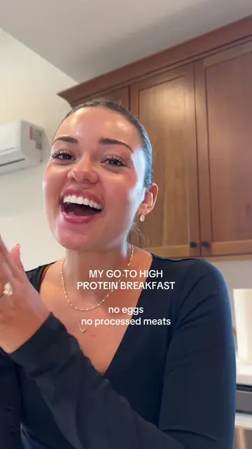 MY BRIDAL BREAKFAST✨🕊️ 370 calories 35 grams of protein •170 grams of 0% @FAGE 