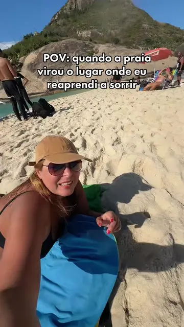 Tem dias que a gente só precisa respirar fundo, olhar o mar e lembrar que tudo p