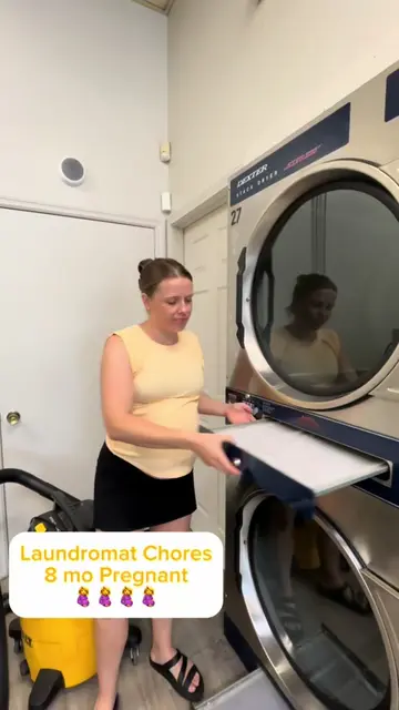 Bending over to clean the bottoms tray this pregnant is a chore😩😂😂 #laundroma