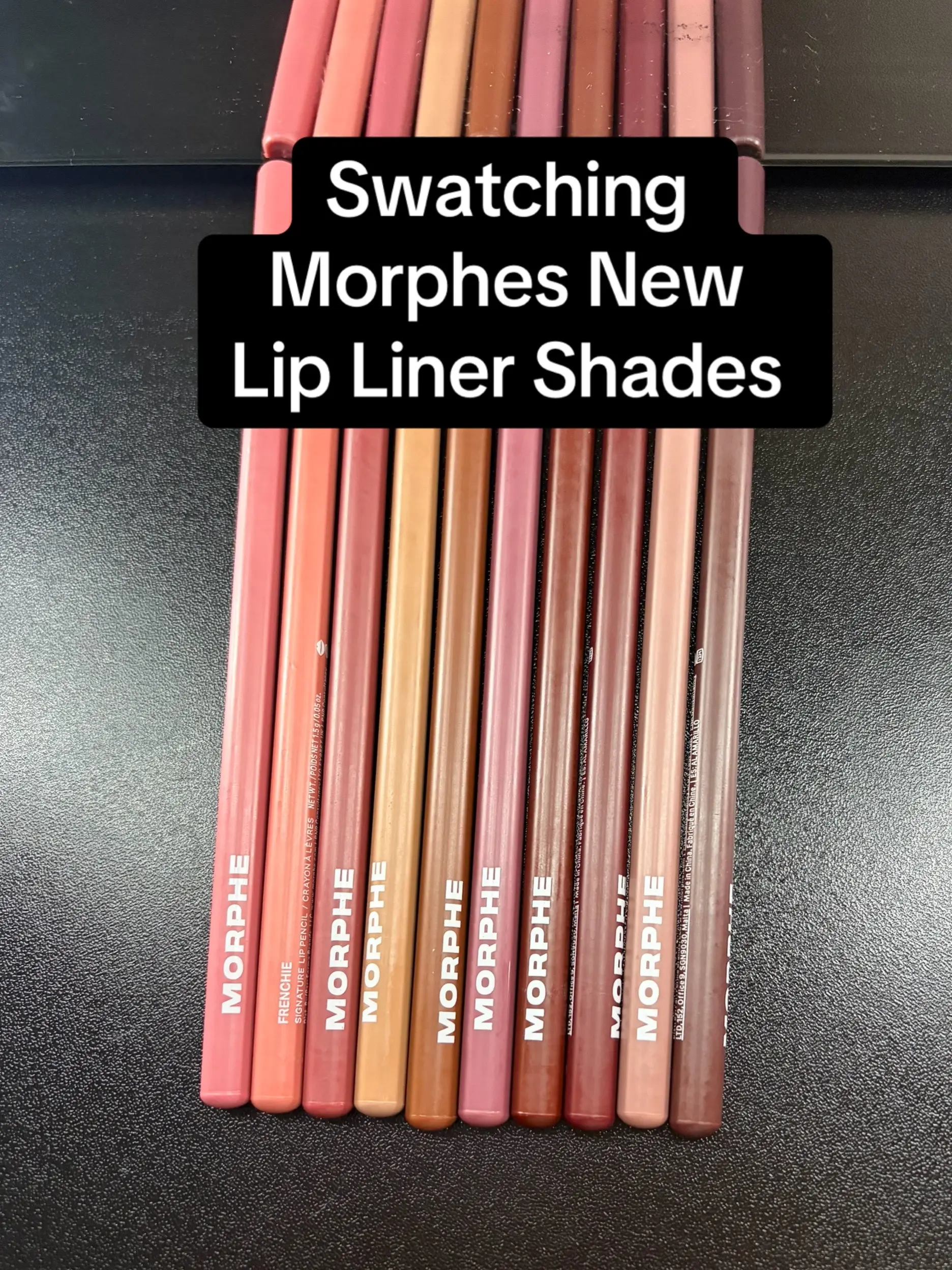 Swatching @Morphe Cosmetics new lip liner shades! These liners last so well for 