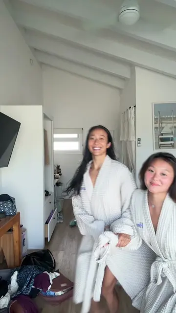 Ppl keep asking us if we live together and I’m like “I WISH, but we have the nex