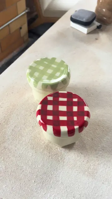 team tiny cup or regular?  #ceramics 